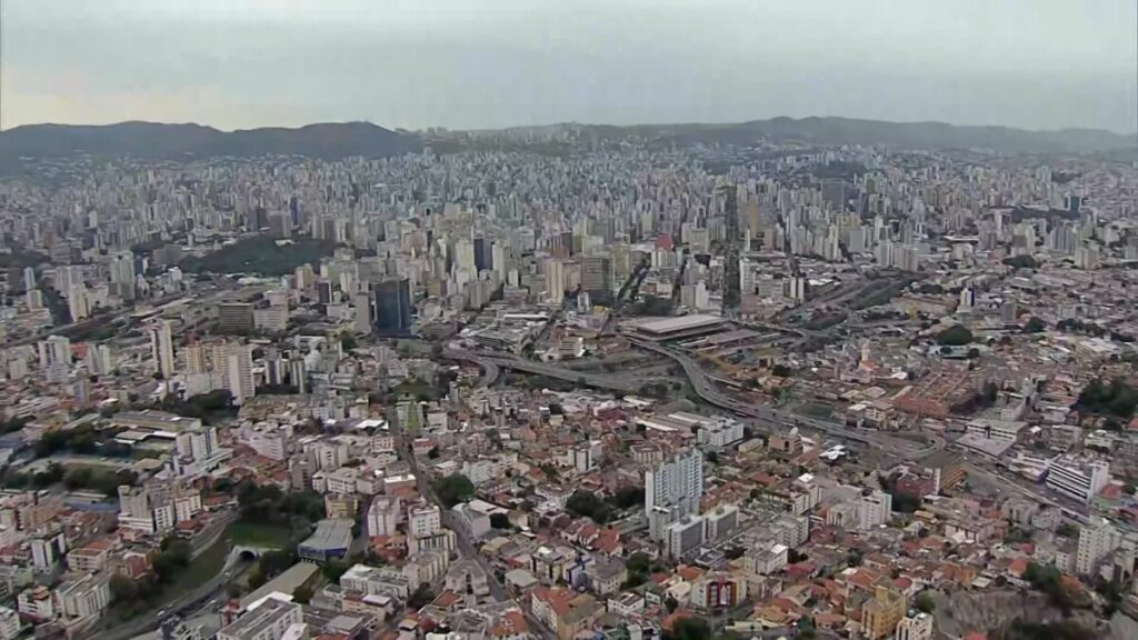 BH tem previsão de chuva no fim de semana; veja como fica o tempo