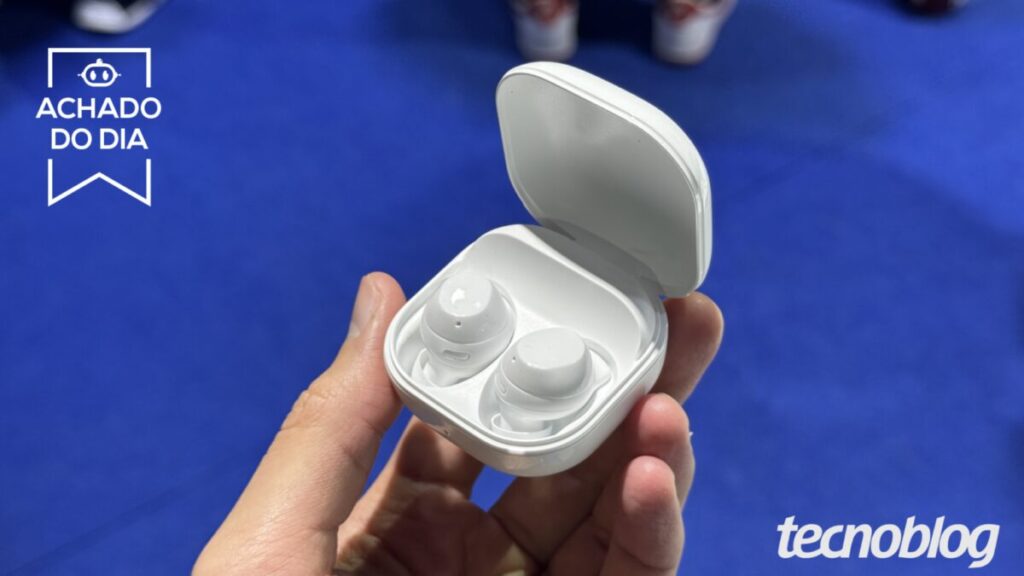 Bom e barato: Galaxy Buds Core recebe 44% de desconto depois de meses