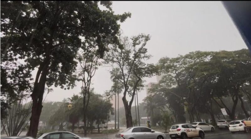 Calor acima da média e chuva de até 100 mm: veja a previsão do tempo desta semana para Uberlândia e região