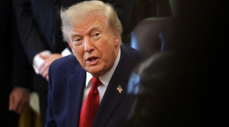 Crítico dos juros nos EUA, Trump acusa dirigentes do Fed de quererem 'ver o país ir mal'