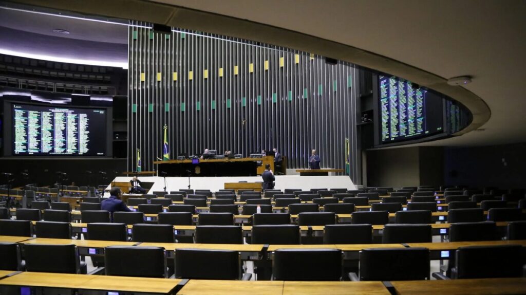 De R$ 0 a mais de R$ 20 milhões: veja quanto os deputados federais eleitos por MG declararam de patrimônio à Justiça Eleitoral