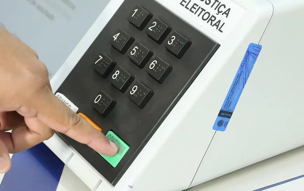 Votar em apenas um cargo no segundo turno: veja se é permitido