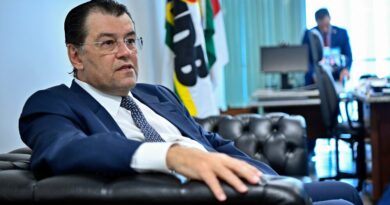 Eduardo Braga será relator de projeto sobre alíquota de novo imposto em comissão do Senado