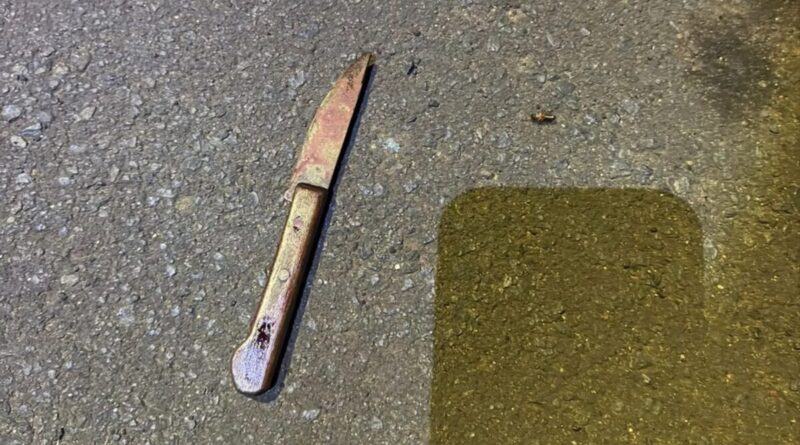 Homem é esfaqueado no pescoço em casa abandonada em Uberlândia