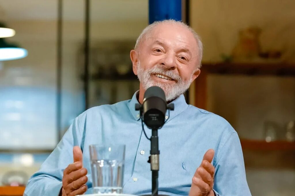 Lula comenta fuga de Flávio: ‘Brasil é a segunda pátria dele’
