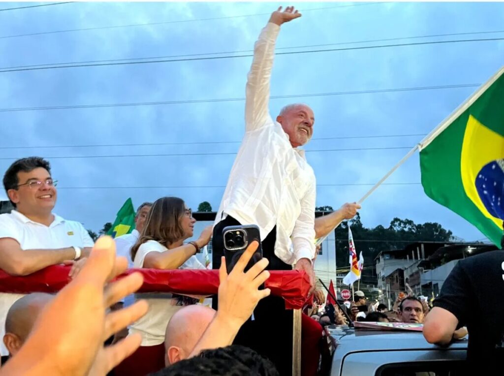 Lula promete concluir duplicação da BR-381 e transformar ‘Estrada da Morte’ em ‘Estrada da Vida’ no Vale do Aço