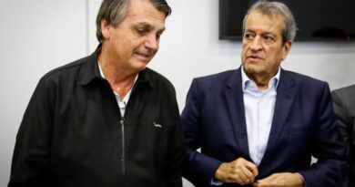 Moraes autoriza Valdemar a visitar Jair Bolsonaro em meio à crise no PL
