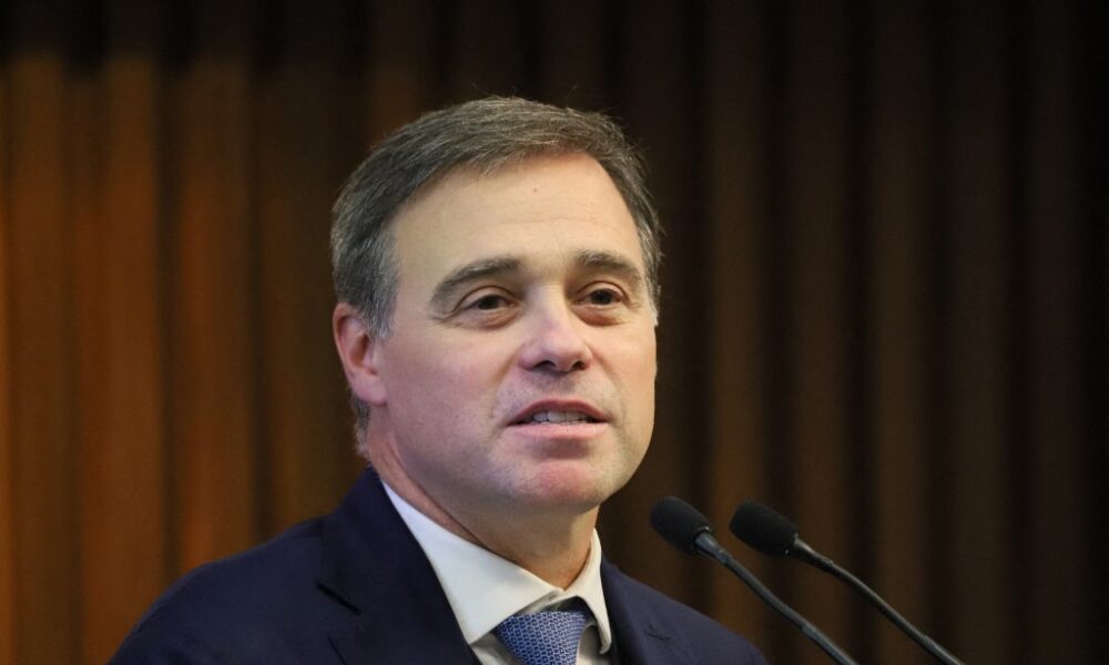 MP Eleitoral pede fim de processo sobre sigilos de Lula e Flávio
