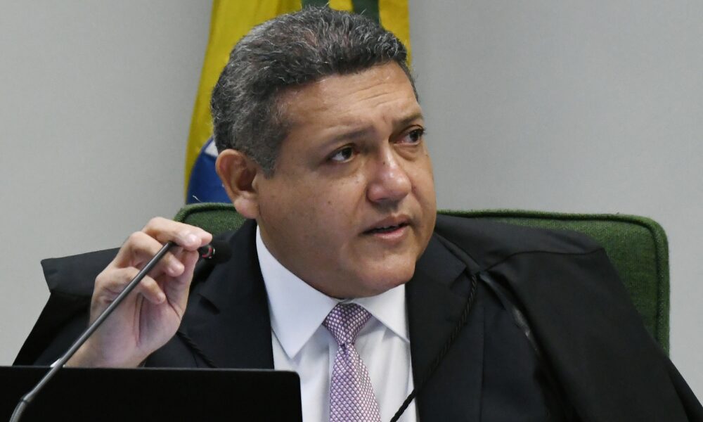 Nunes Marques derruba decisão que liberou ‘Exército de Lula’ e manda canal ser declarado ao TSE