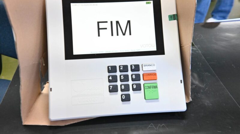 O voto que faltou: veja como mudou a abstenção entre 1º e 2º turnos em Uberaba ao longo de 24 anos