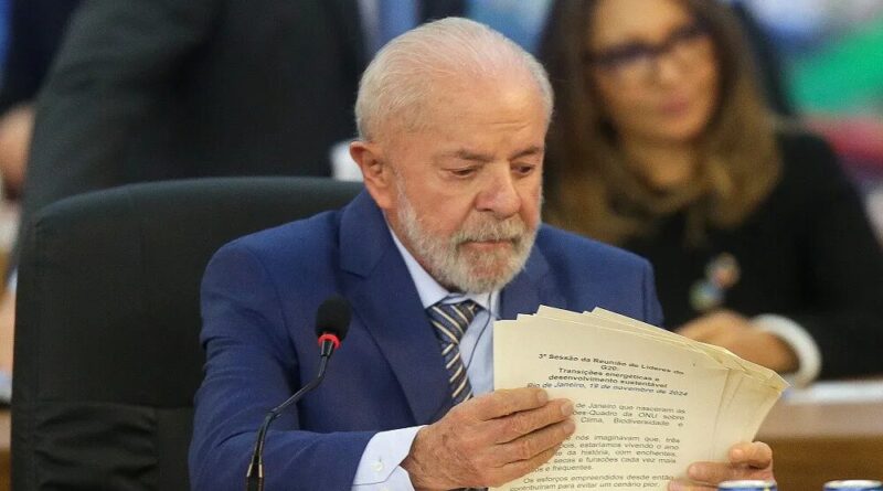 PoderData/Aya: 49% desaprovam governo Lula; 44% aprovam