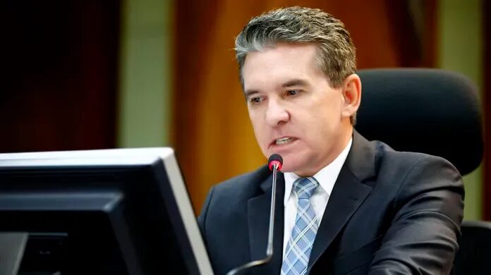 PF aponta que presidente do TCE-MT sacou R$ 15 milhões em espécie
