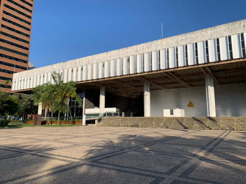 Projeto que prevê vagão exclusivo para mulheres no metrô avança em MG