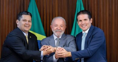 PSD, MDB e União largam na frente por ministérios no Lula 4, mas PT mira outras siglas no Centrão