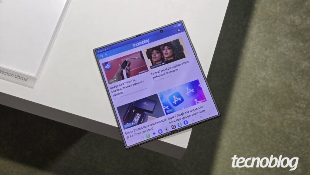 Samsung pode lançar tablet dobrável com tela de 17 polegadas