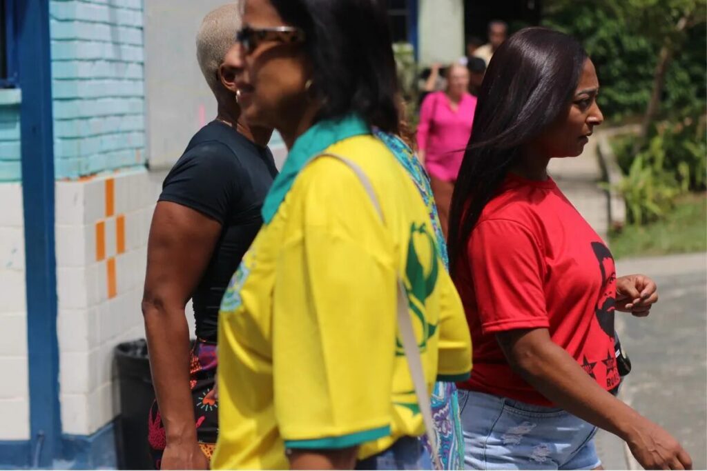 Segundo turno das eleições em Minas Gerais: veja imagens do domingo de votação em BH