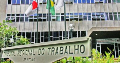 Trabalhador demitido por abandono de emprego após ficar um mês preso reverte justa causa na Justiça em MG