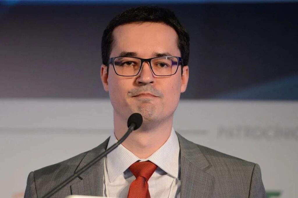 TSE adia julgamento que decide candidatura de Dallagnol ao Senado pelo Paraná