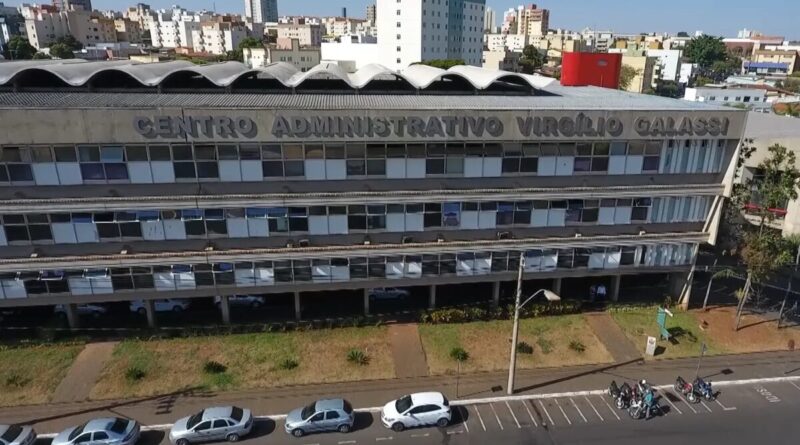 Veja como se inscrever no concurso da Prefeitura de Uberlândia com salários de até R$ 4,4 mil
